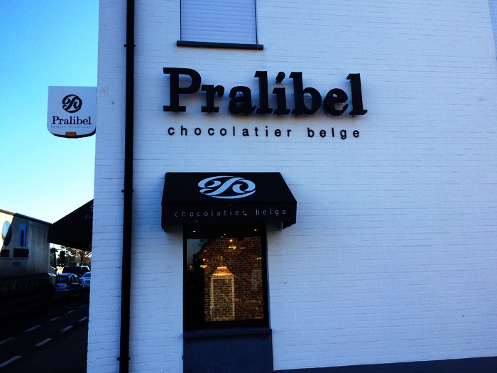 09ベルギーチョコレート屋
